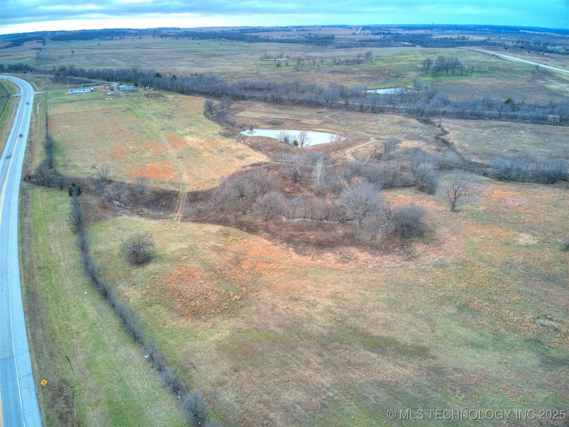 435006 E Hwy 60 Property Photo 12