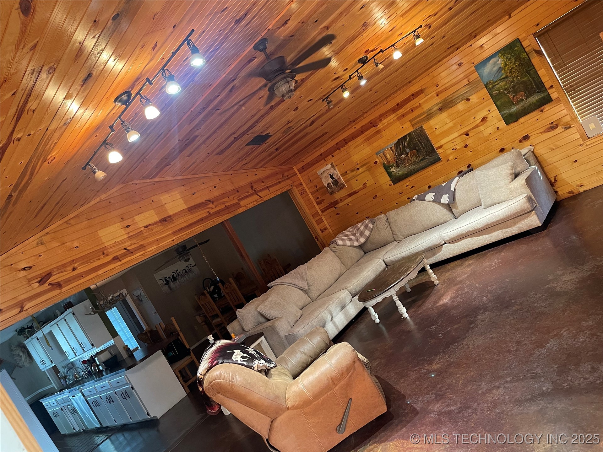 107794 S 4540 Property Photo 2