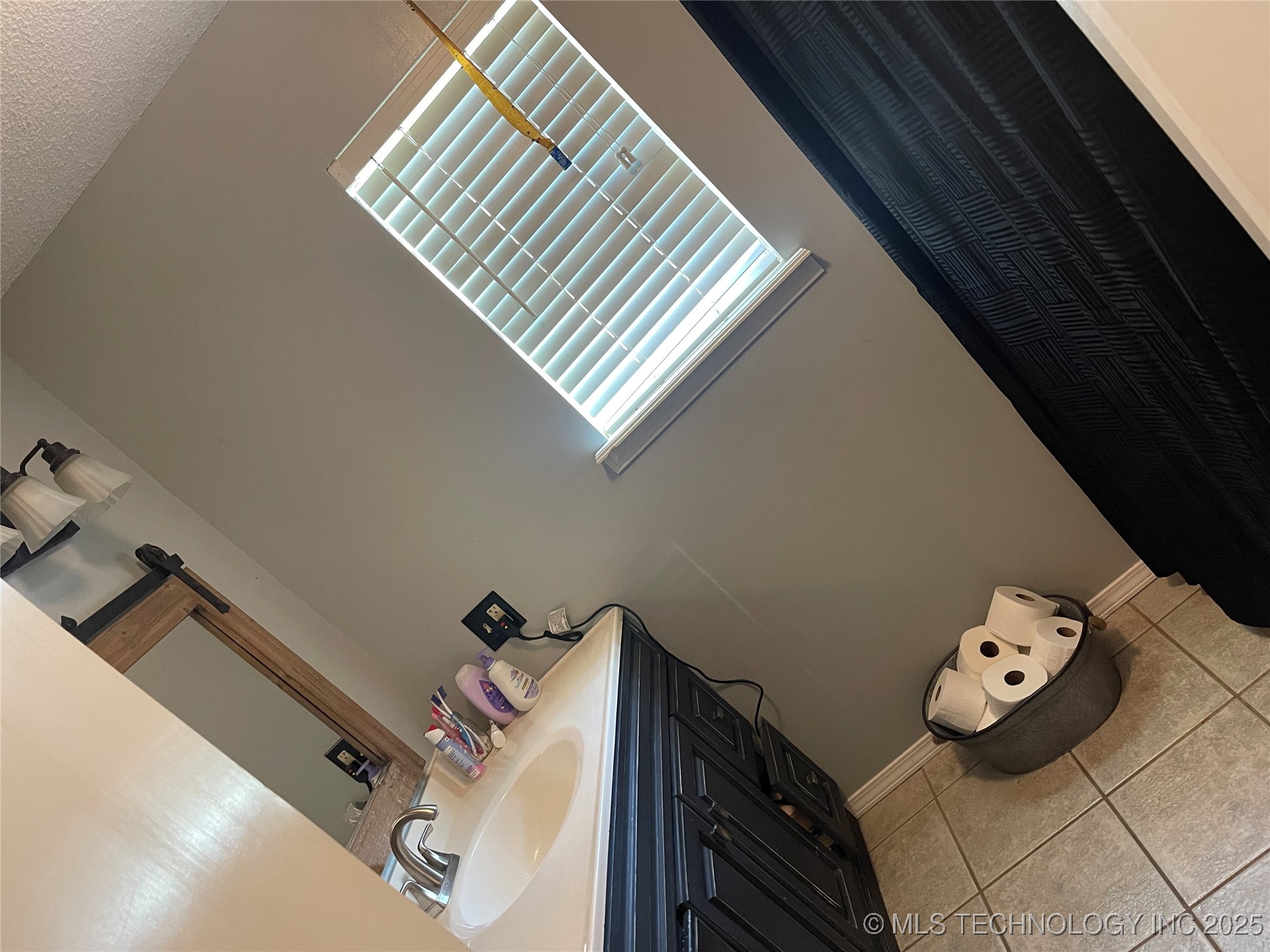 107794 S 4540 Property Photo 7