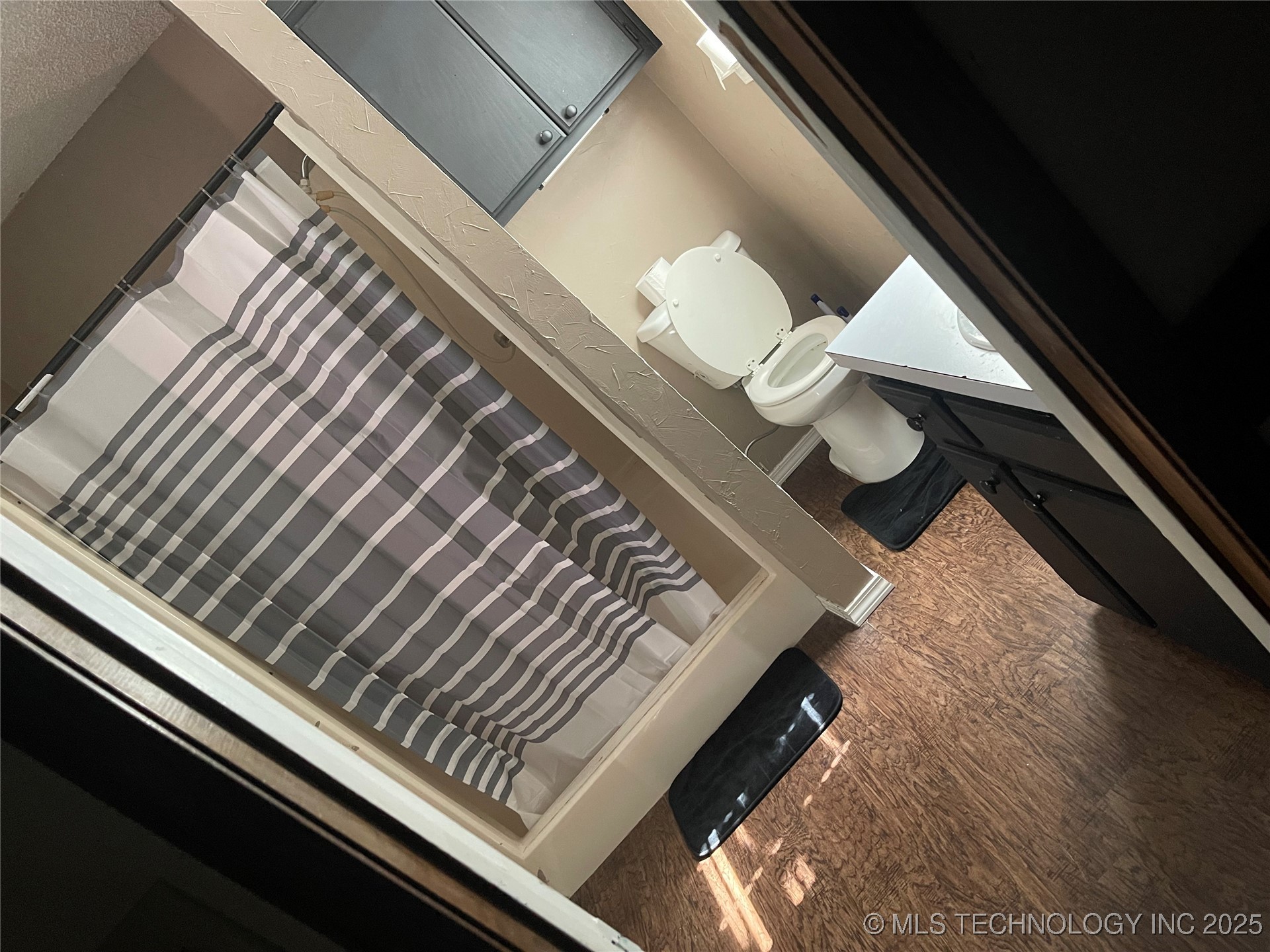 107794 S 4540 Property Photo 14