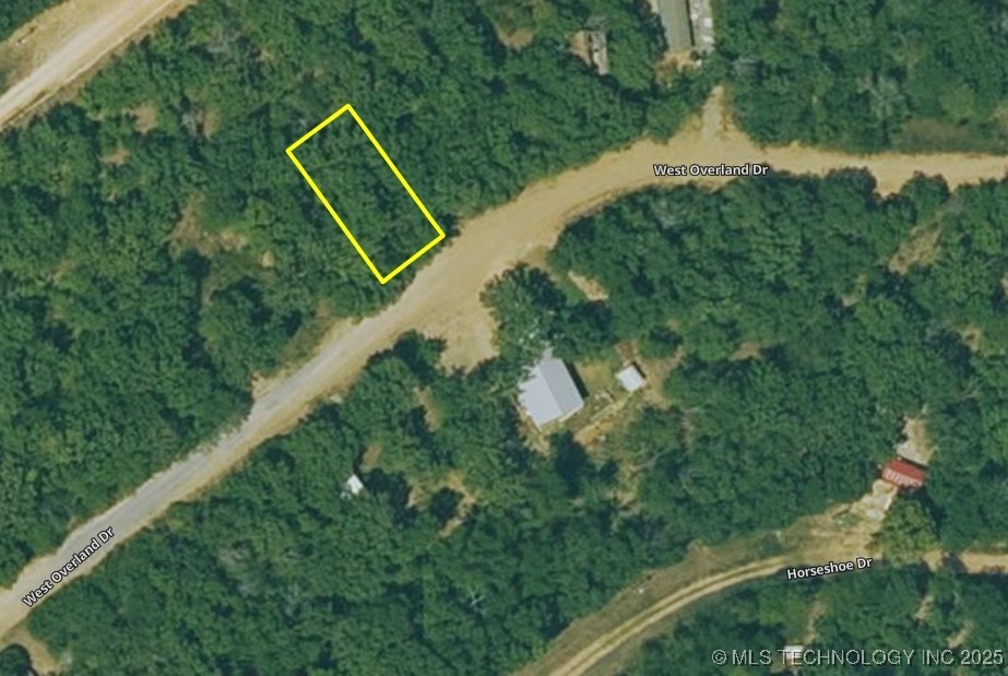 15208 Overland Drive Property Photo 8