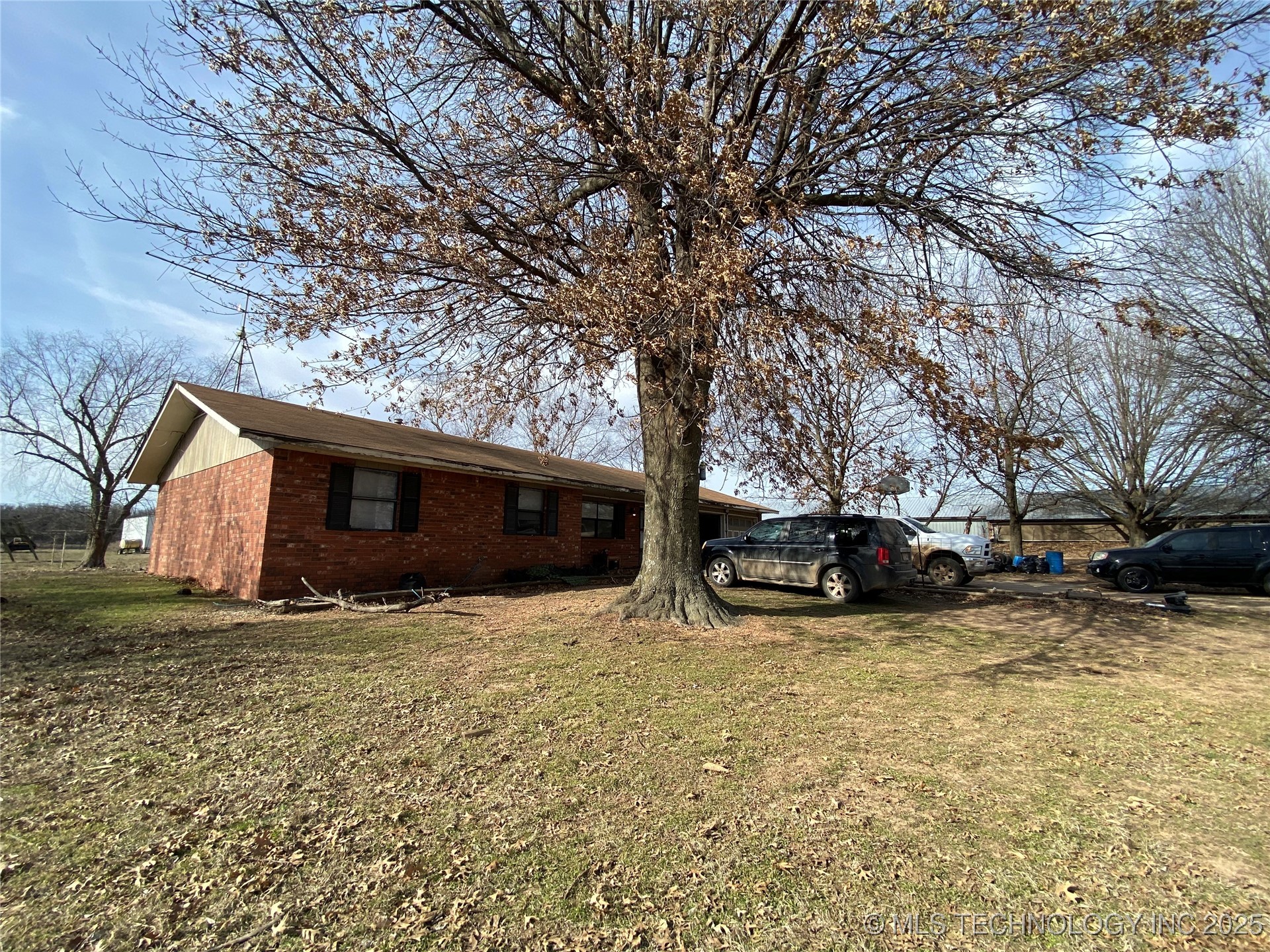 68400 E 330th Road Property Photo 41