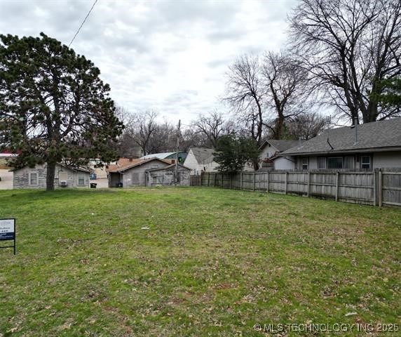 1201 S Indian Avenue Property Photo 4