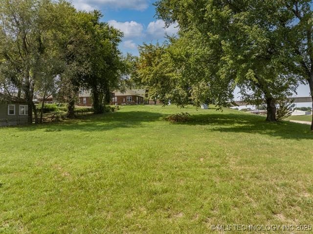 1208 S Indian Avenue Property Photo 6