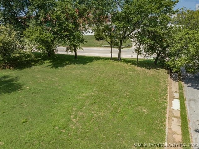 1208 S Indian Avenue Property Photo 11