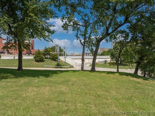 1208 S Indian Avenue Property Photo 13