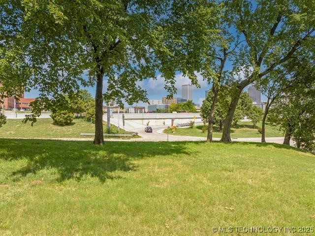 1208 S Indian Avenue Property Photo 14