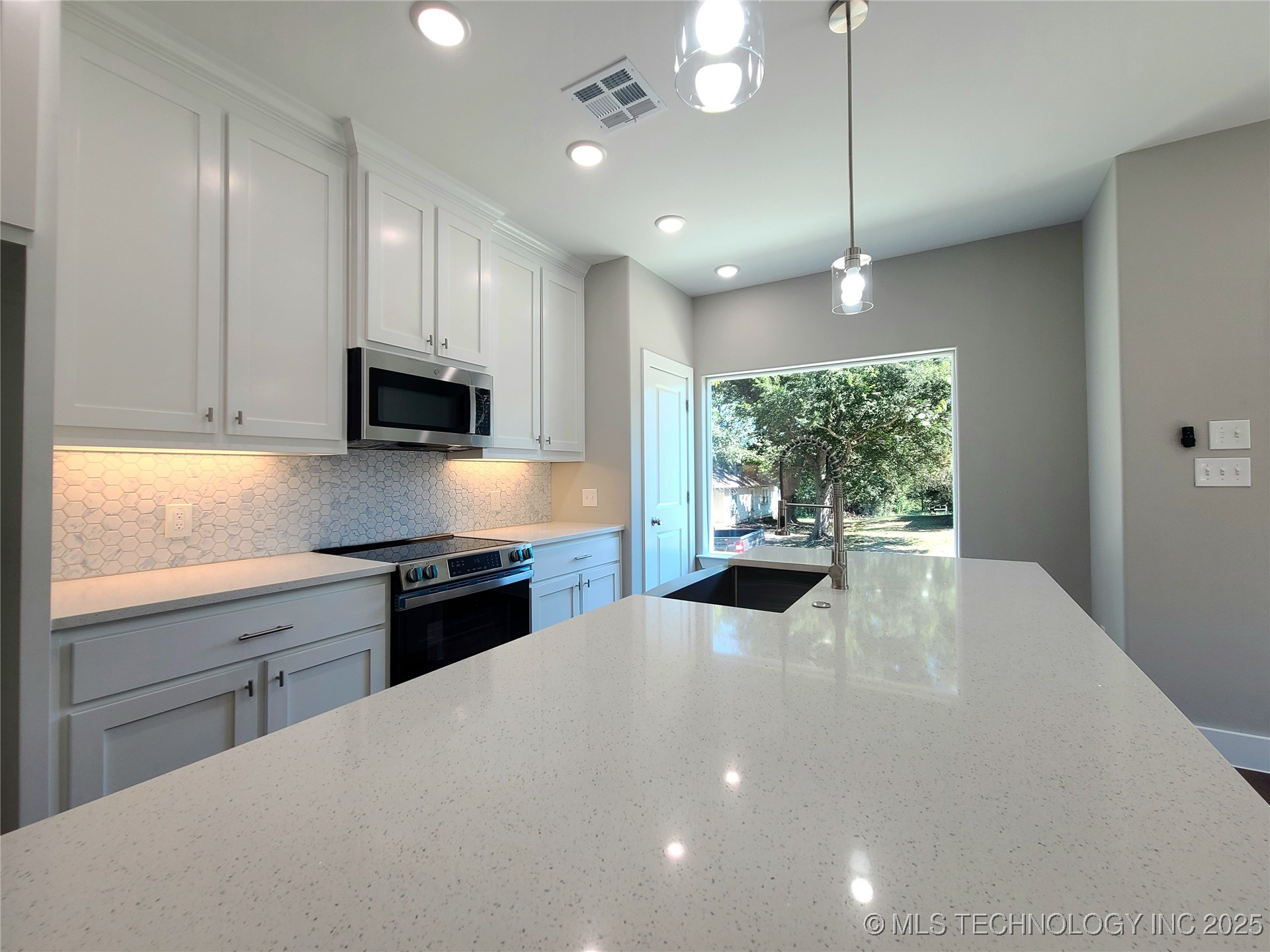 507 Ne 5th Avenue Property Photo 12