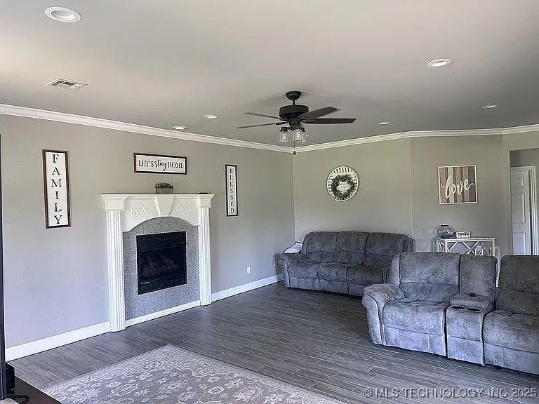 1606 Blue Stem Property Photo 10