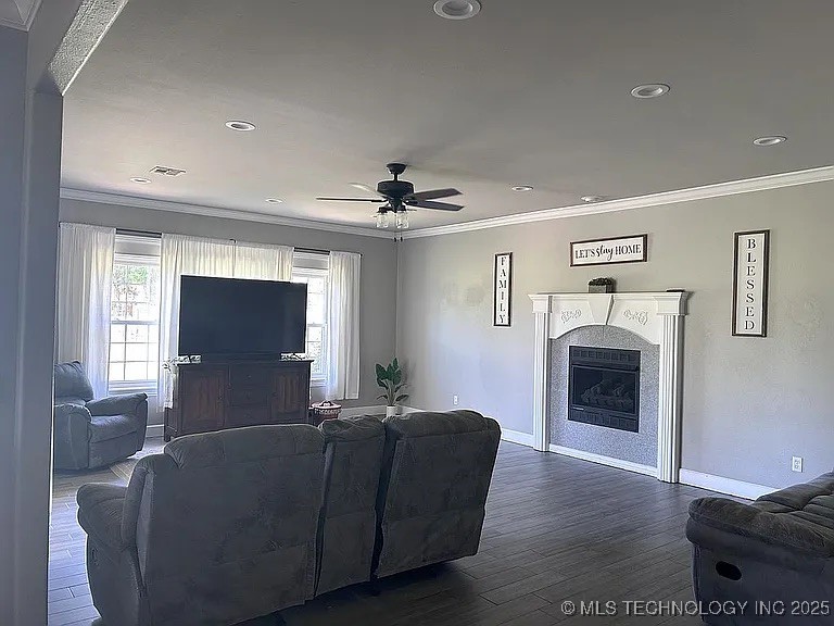 1606 Blue Stem Property Photo 11