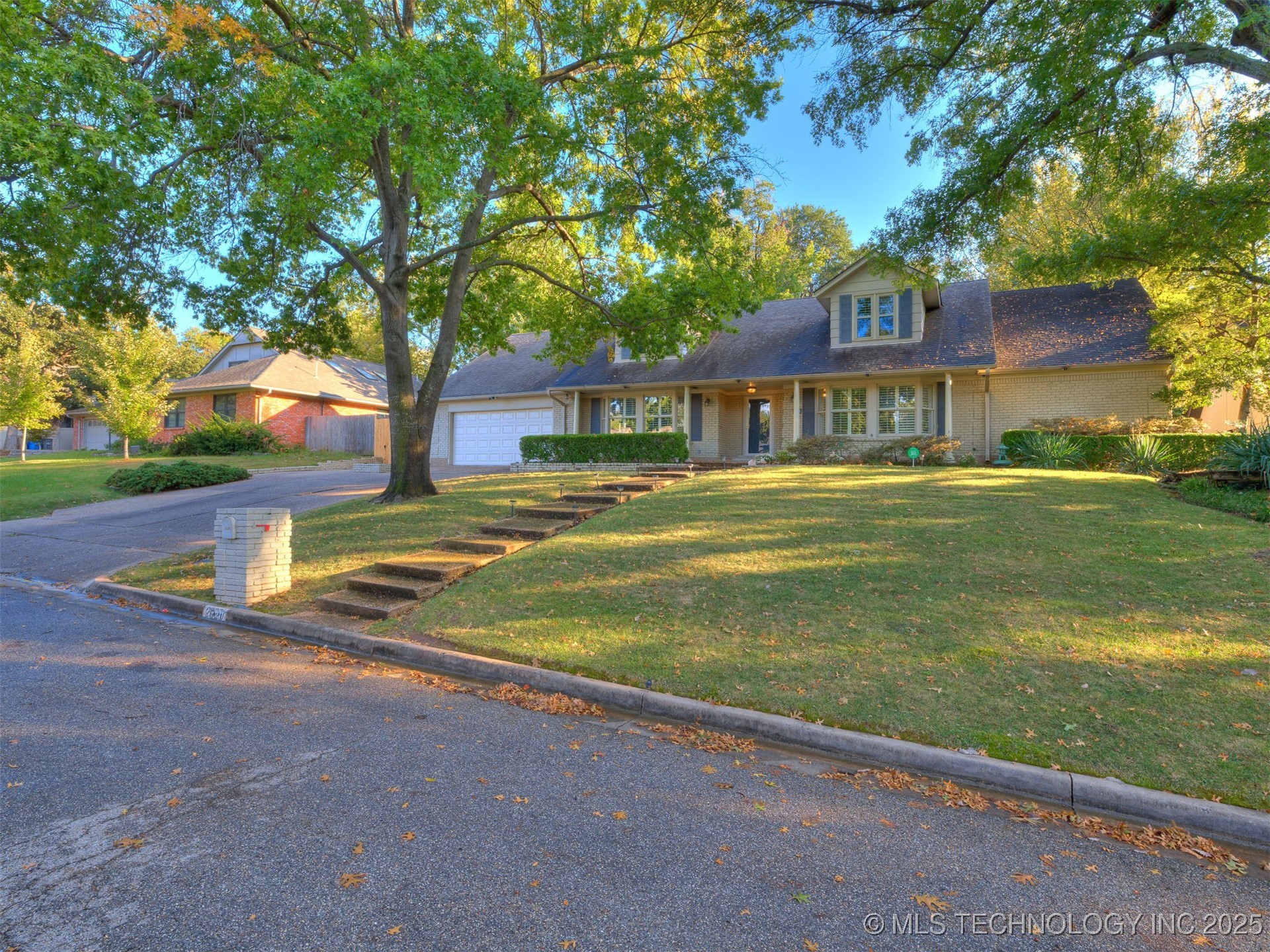 2620 E 73rd Street Property Photo 1