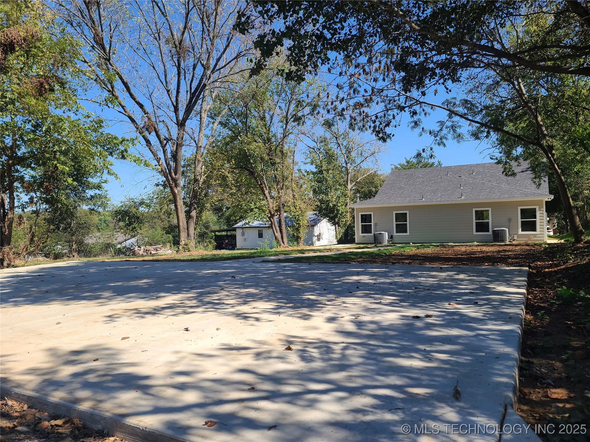 515 Ne 5th Avenue Property Photo 27