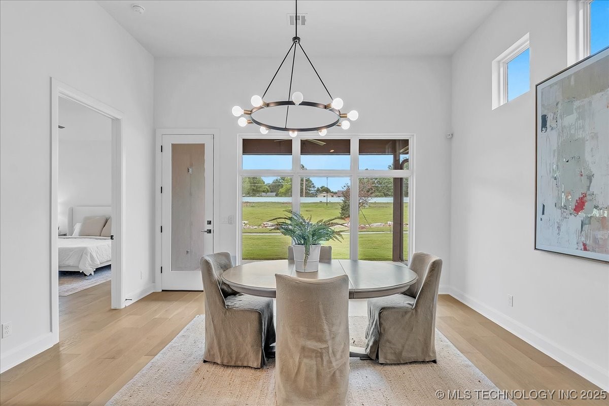 1223 N 71st Place Property Photo 14