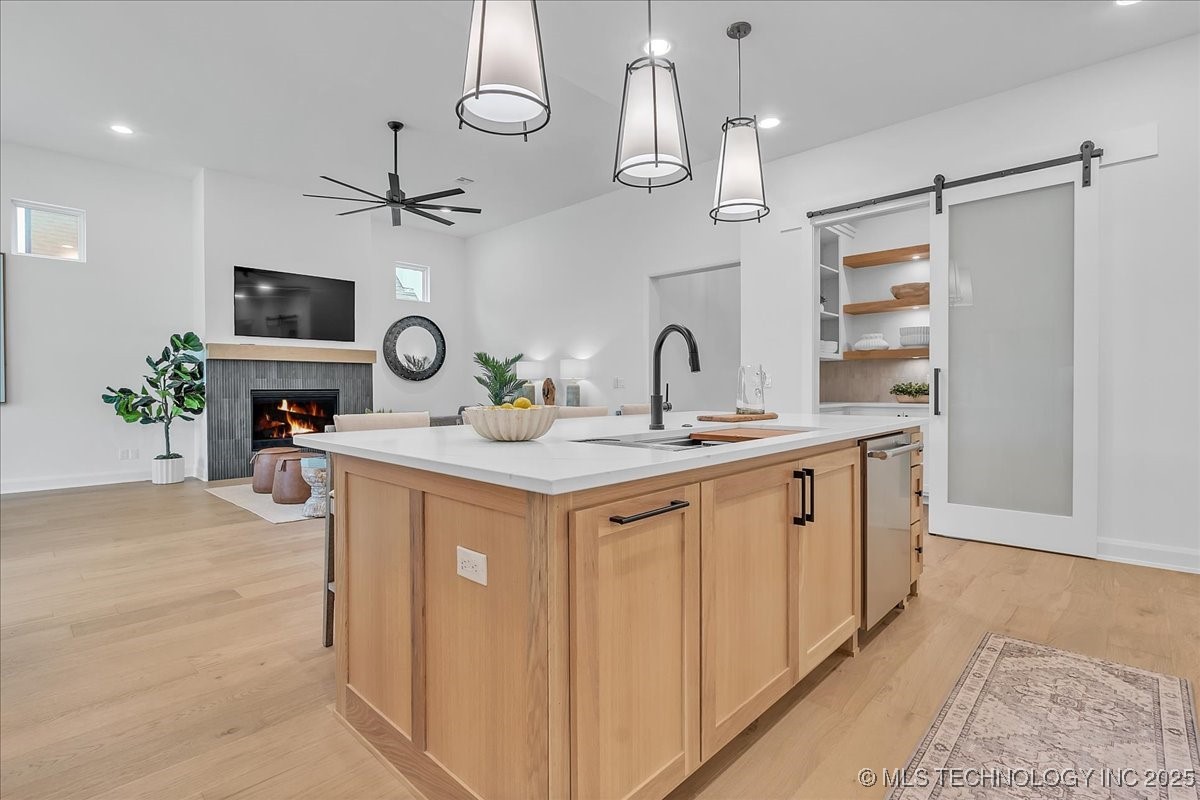 1223 N 71st Place Property Photo 24