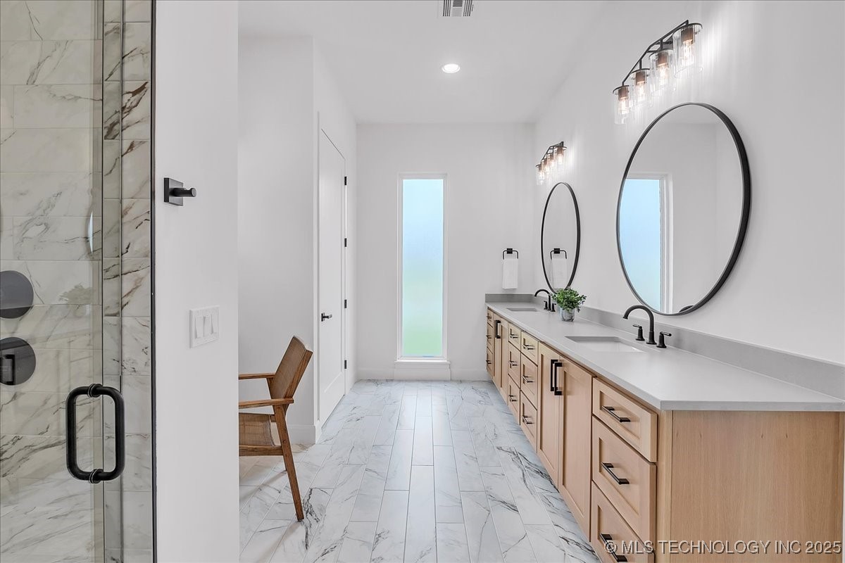 1223 N 71st Place Property Photo 33