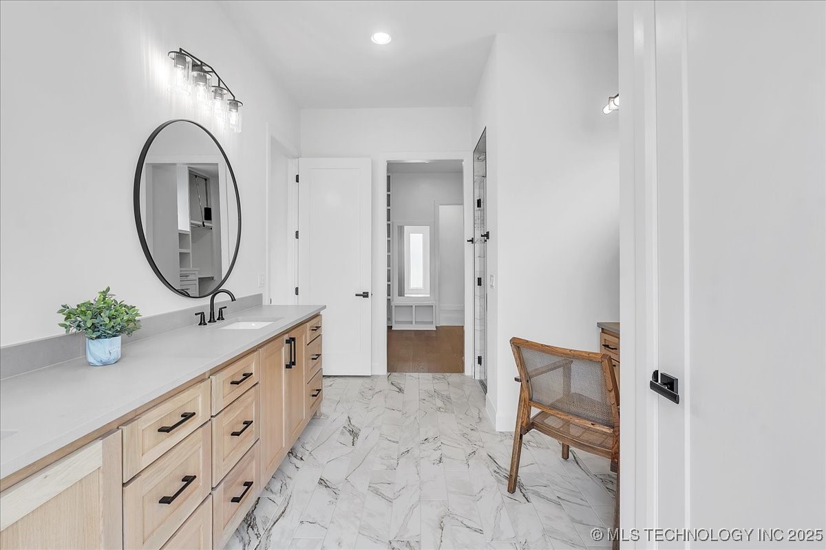 1223 N 71st Place Property Photo 35