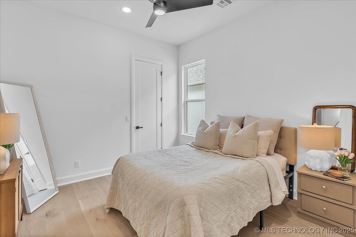 1223 N 71st Place Property Photo 42