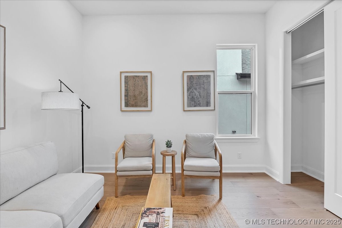 1223 N 71st Place Property Photo 49