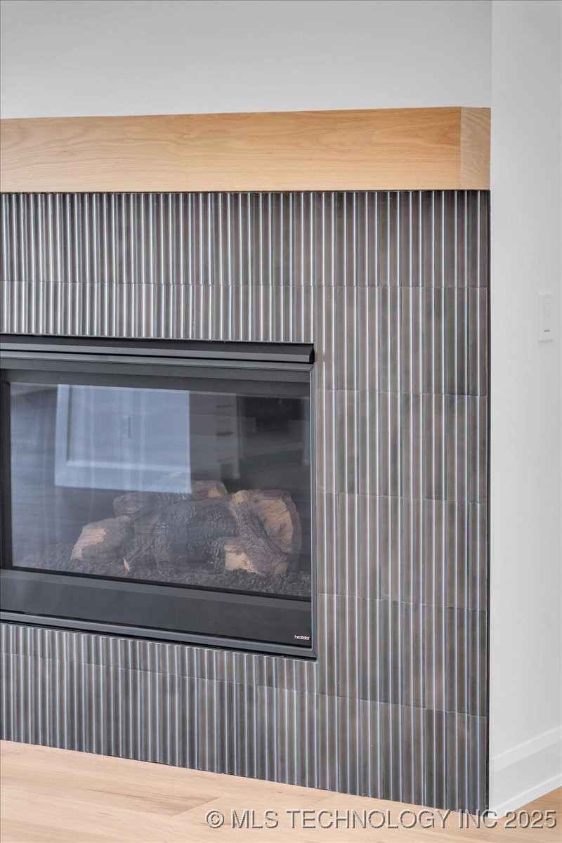 1223 N 71st Place Property Photo 66