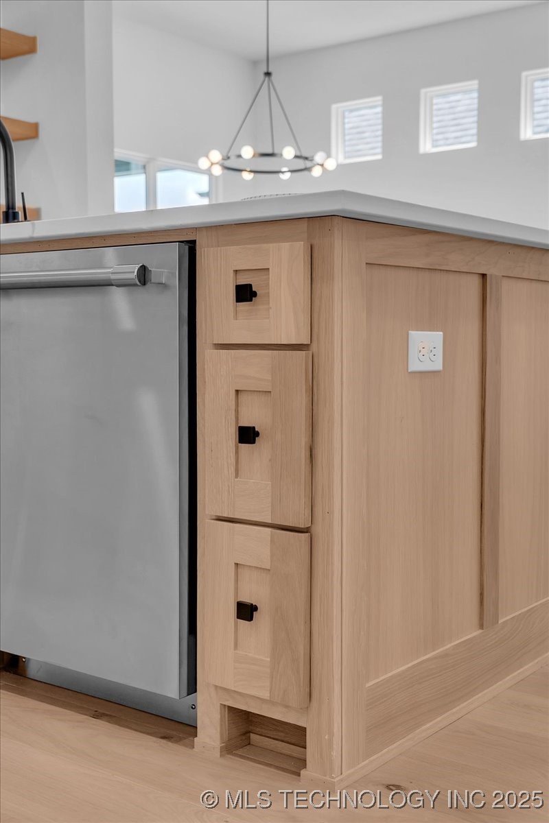 1223 N 71st Place Property Photo 69