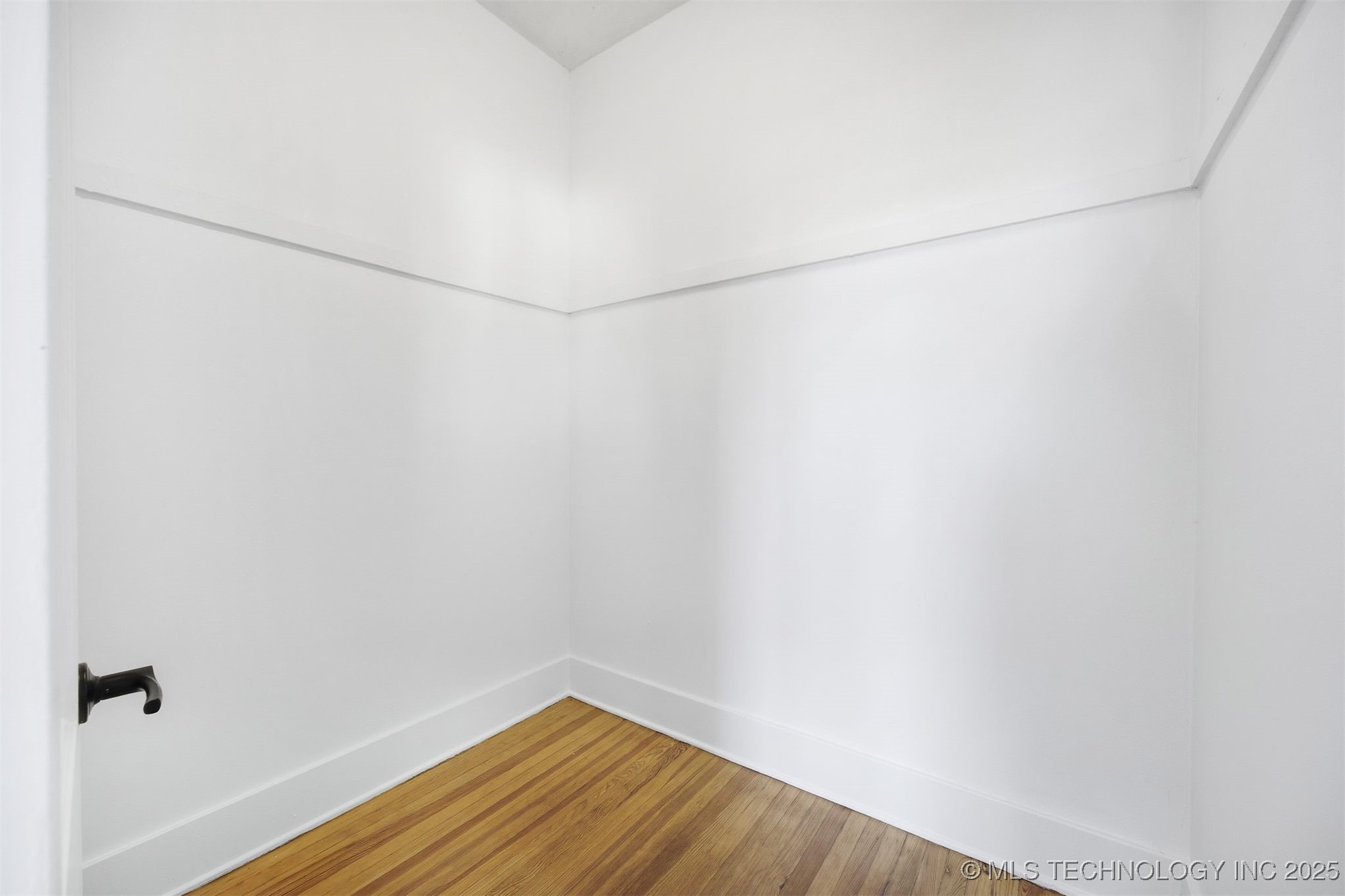 106 S A Street 3 Property Photo 32