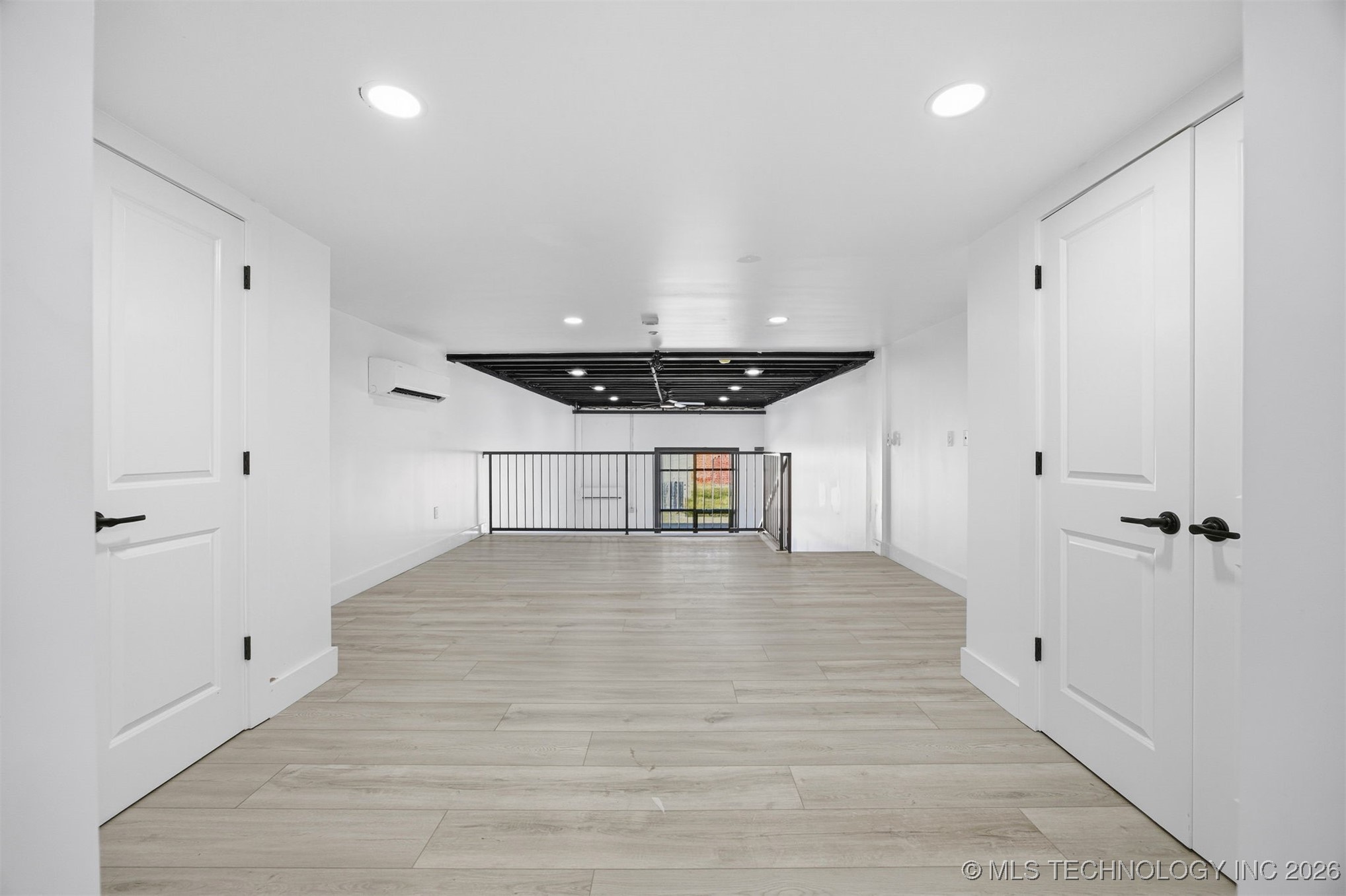 106 S A Street 11 Property Photo 27