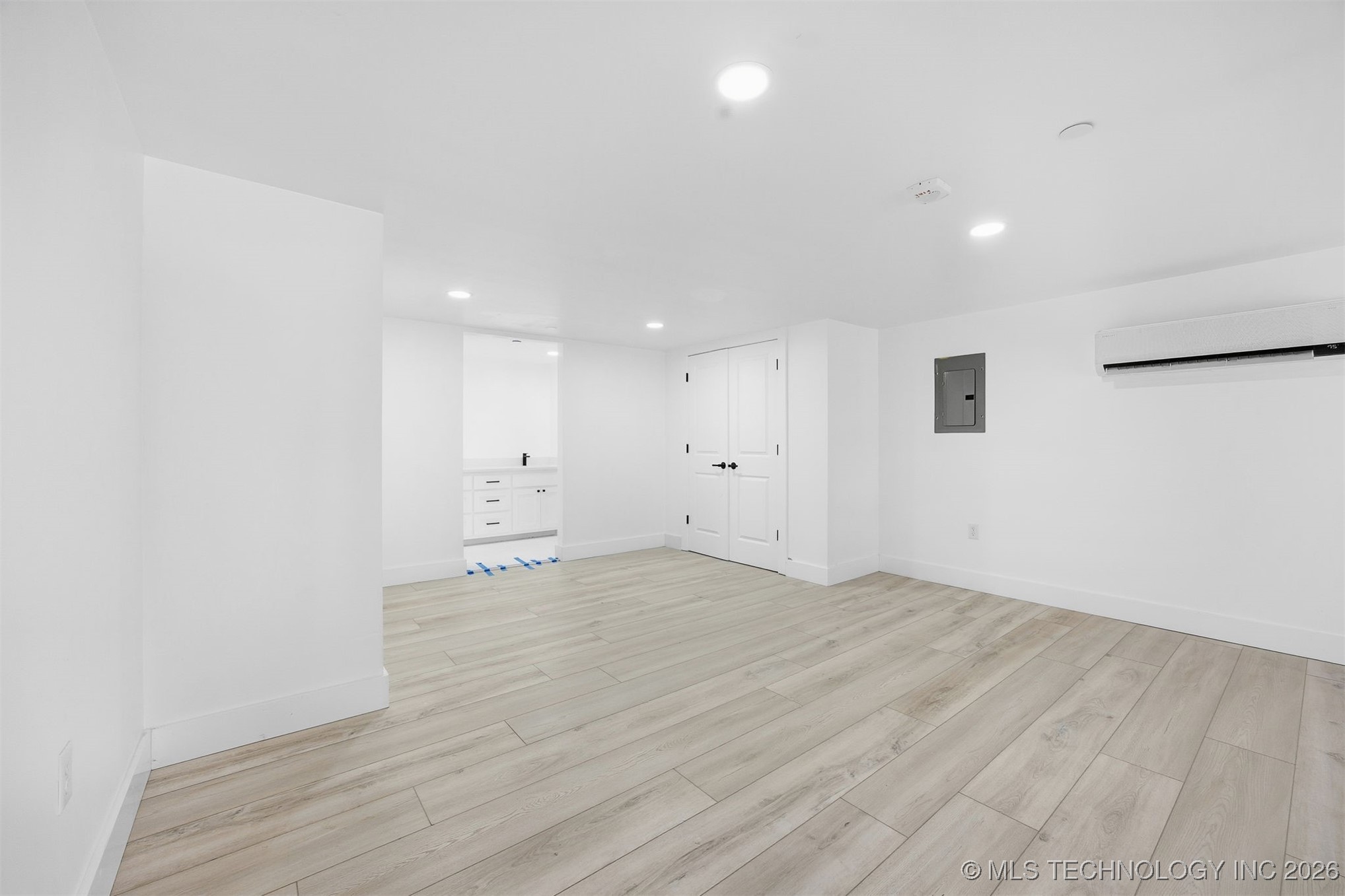 106 S A Street 11 Property Photo 33