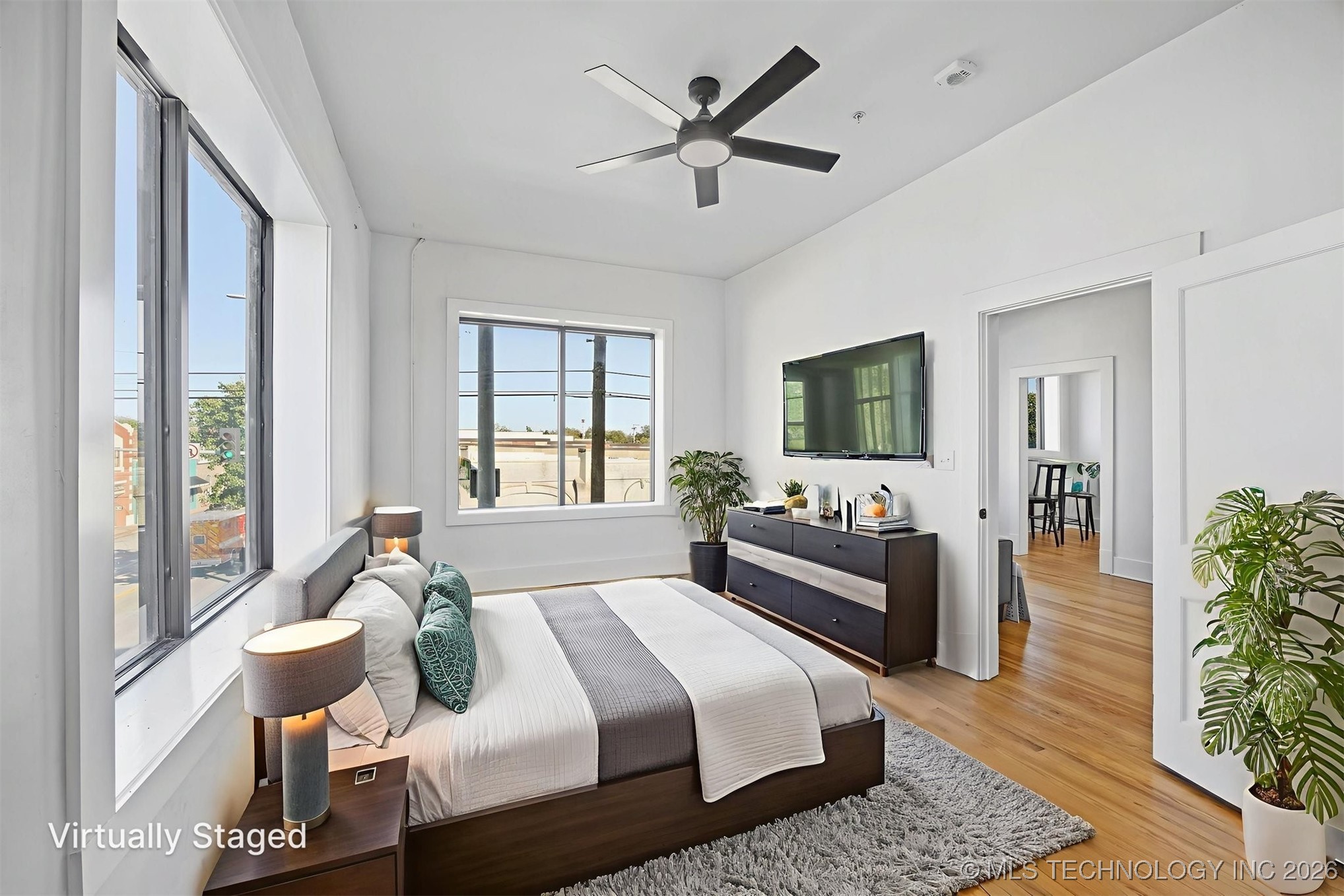 106 S A Street 11 Property Photo 43