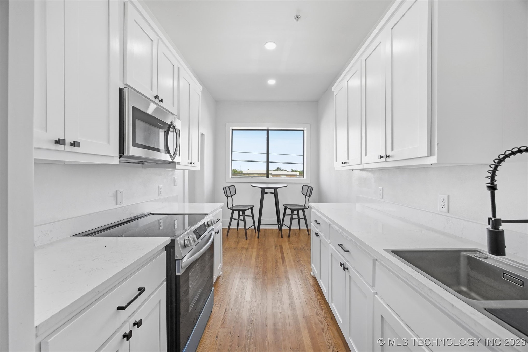 106 S A Street 11 Property Photo 51