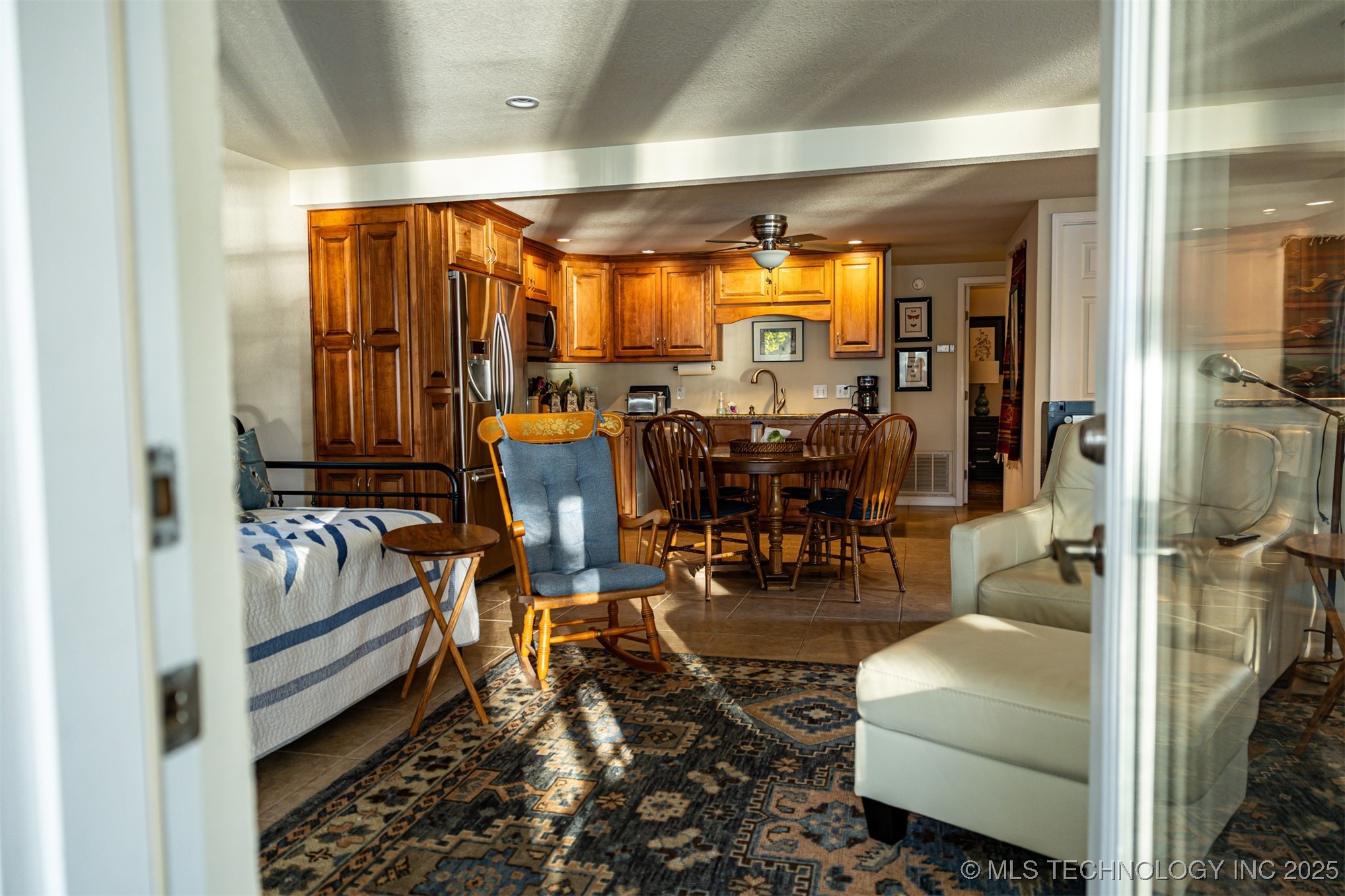 30641 E 5th Street Property Photo 10