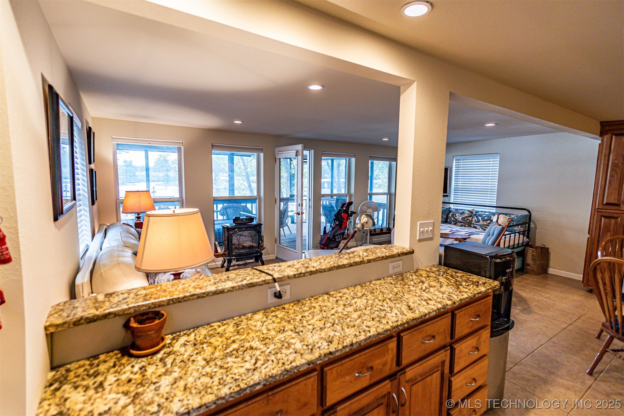 30641 E 5th Street Property Photo 11