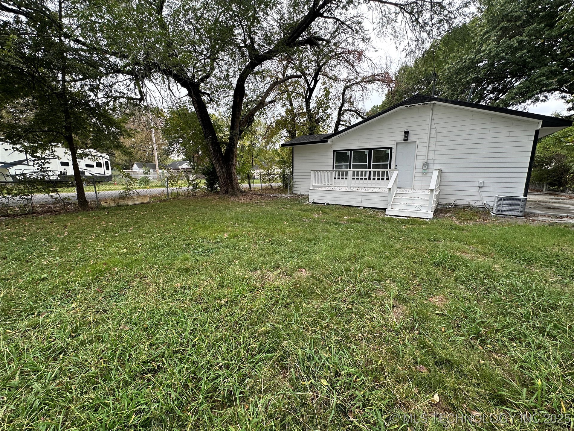 1402 Cherry Street Property Photo 22