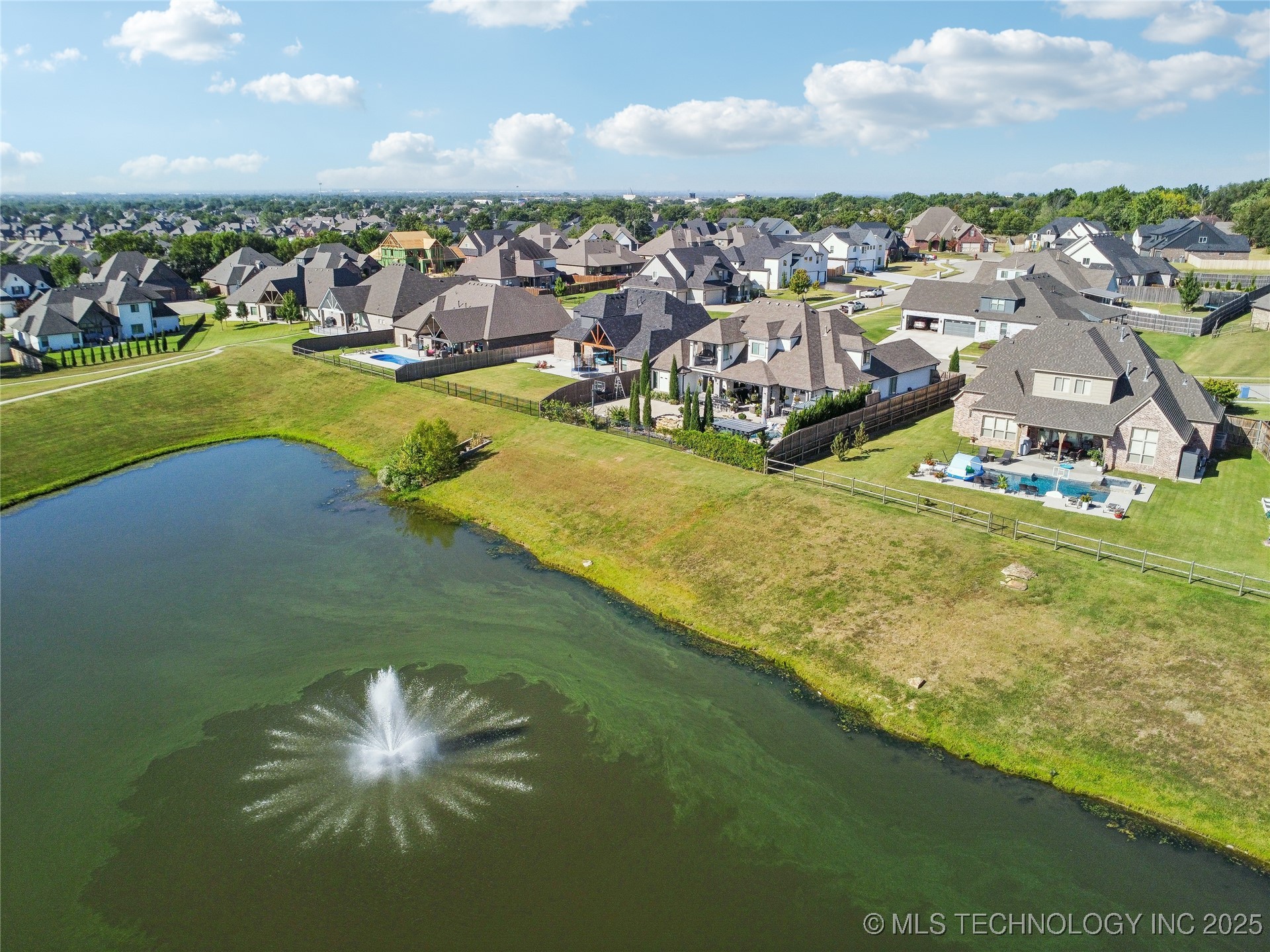 14440 E 94th Street N Property Photo 5