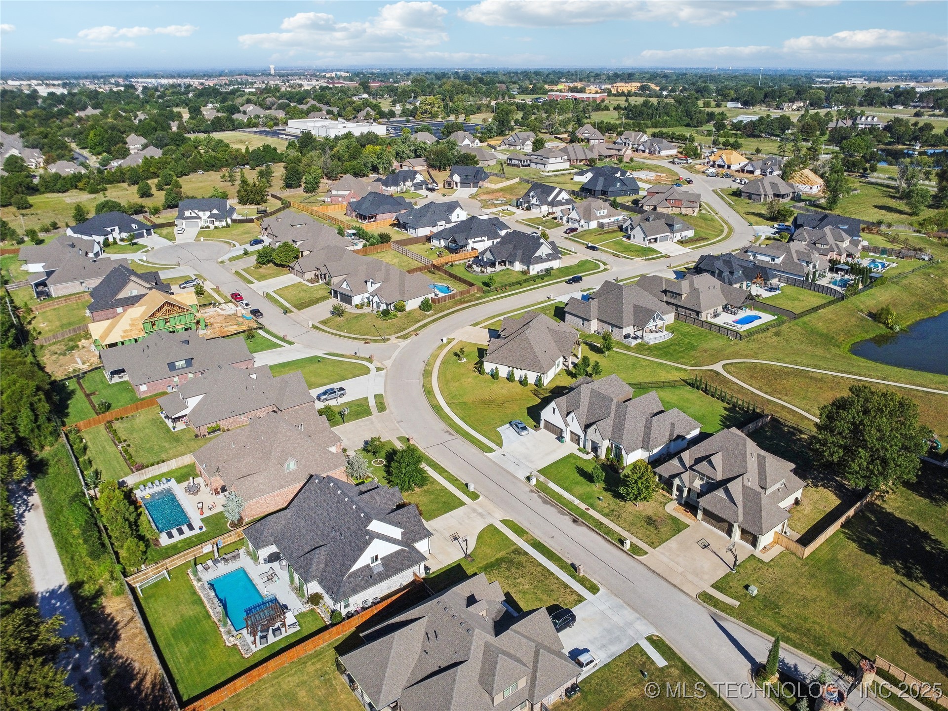 14440 E 94th Street N Property Photo 6