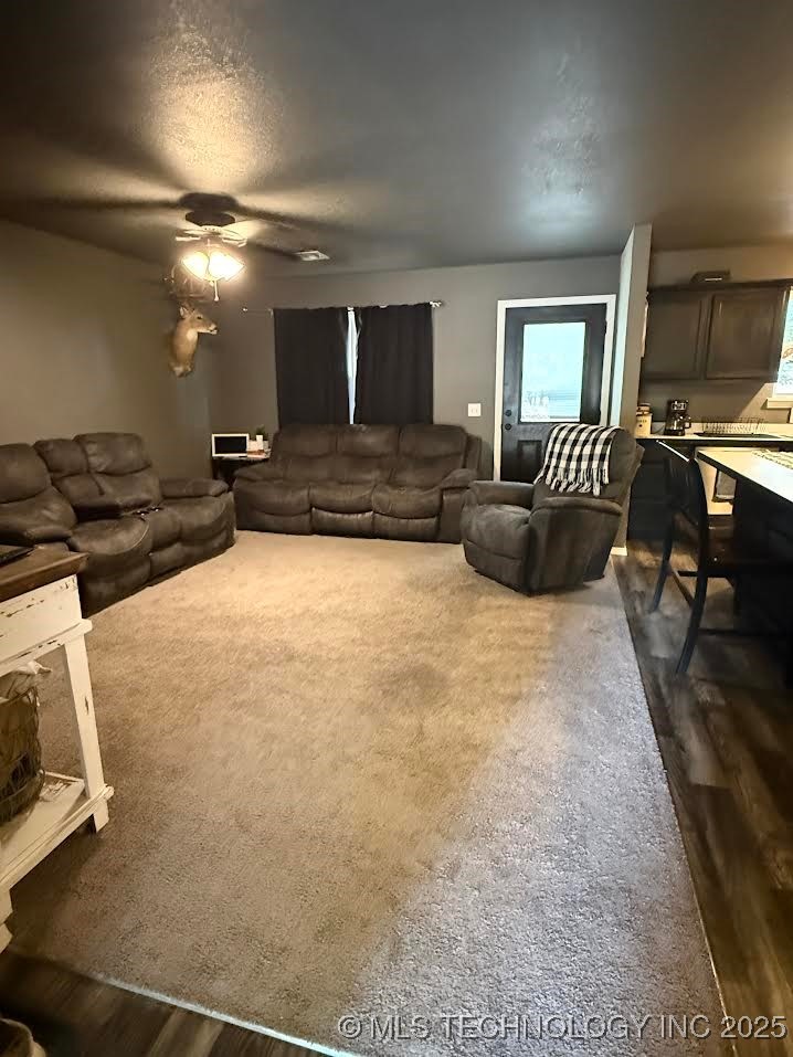 131 Bk 800 Road Property Photo 2