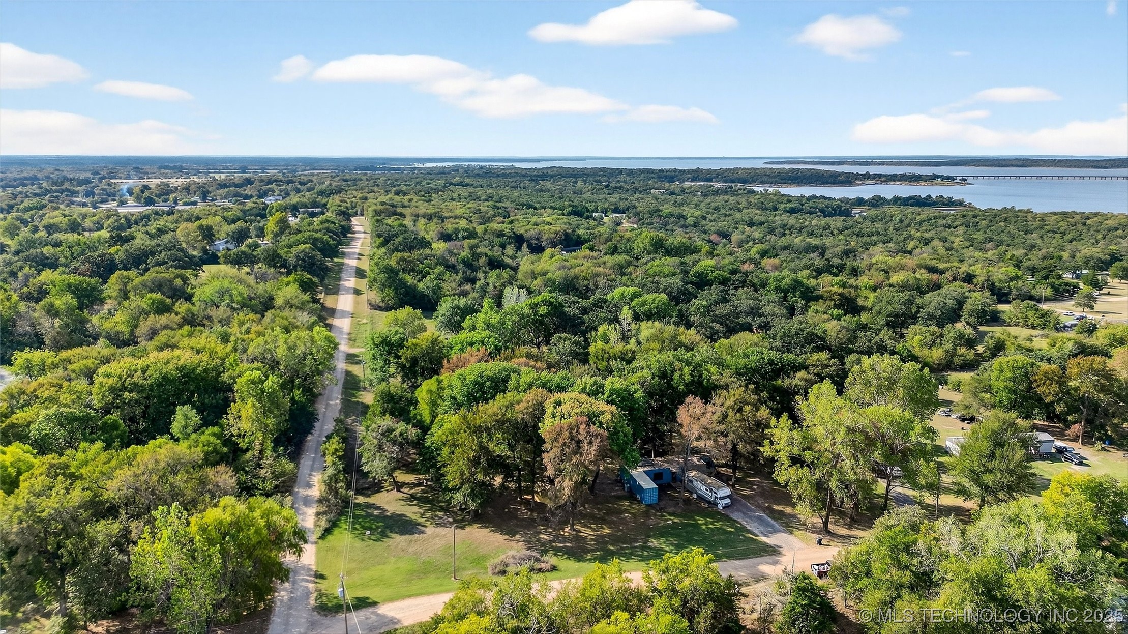 45 W Sophia Property Photo 2