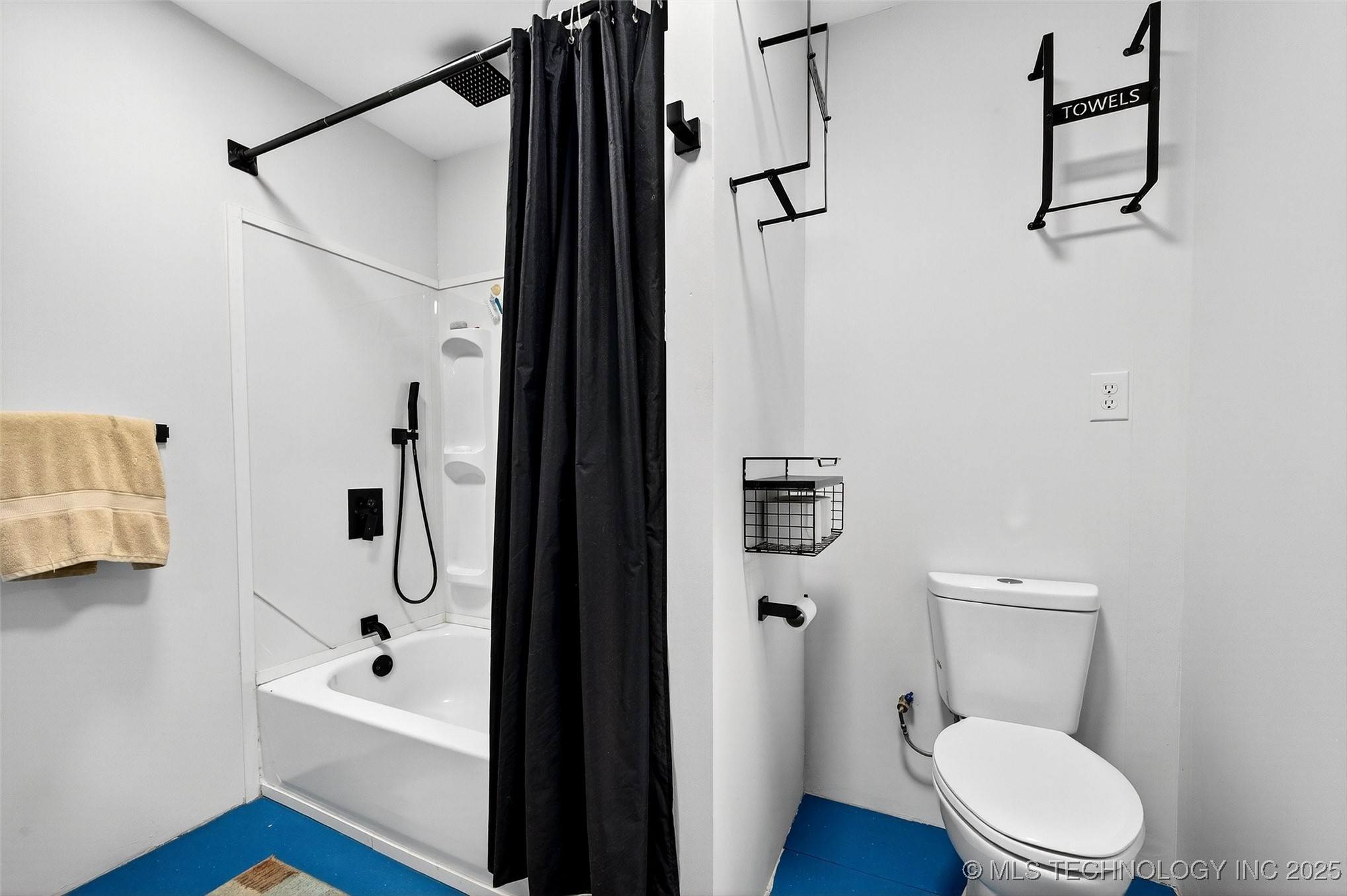 45 W Sophia Property Photo 8