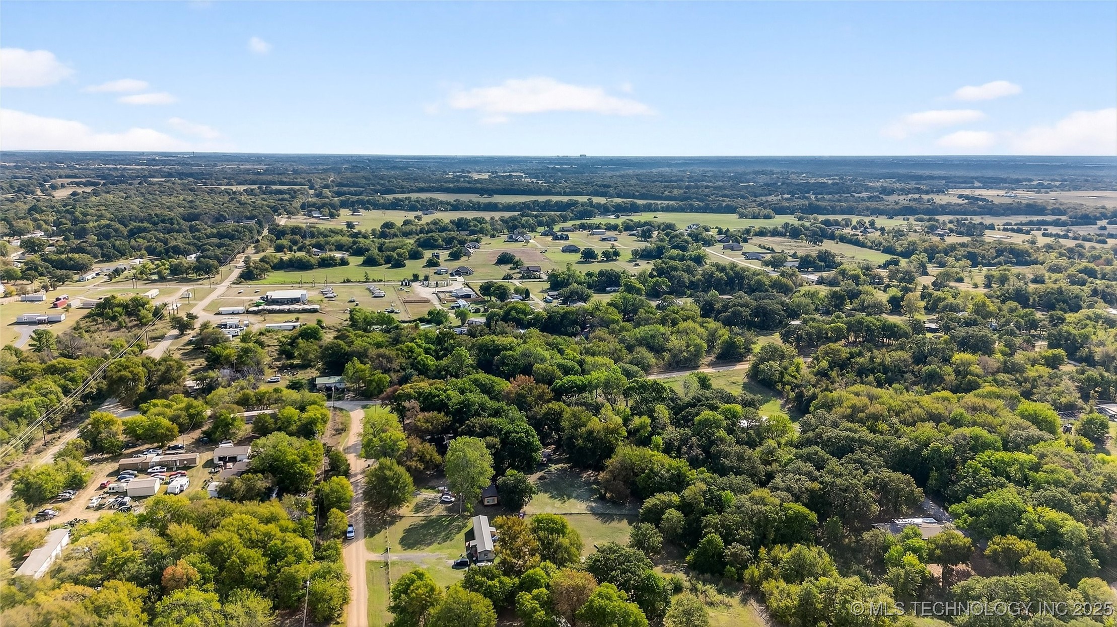 45 W Sophia Property Photo 23