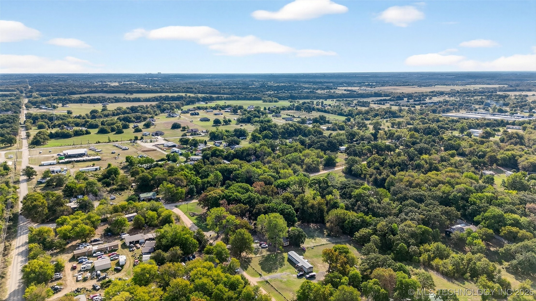 45 W Sophia Property Photo 24