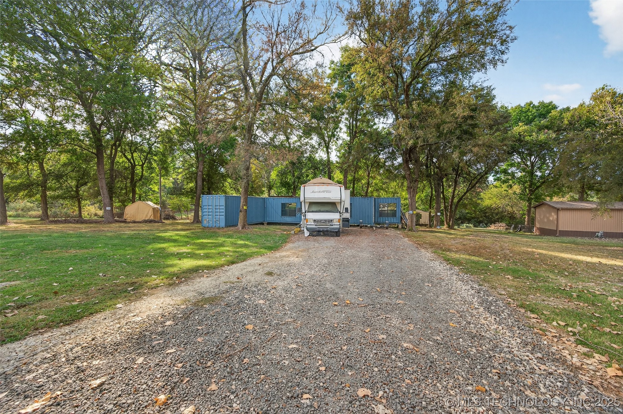 45 W Sophia Property Photo 34