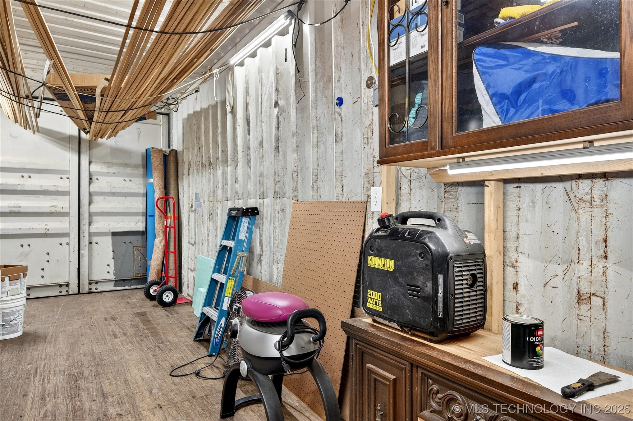 45 W Sophia Property Photo 40