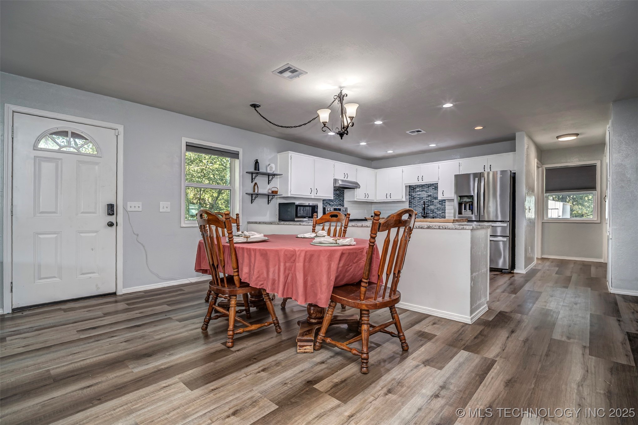 300 W Frisco Property Photo 11