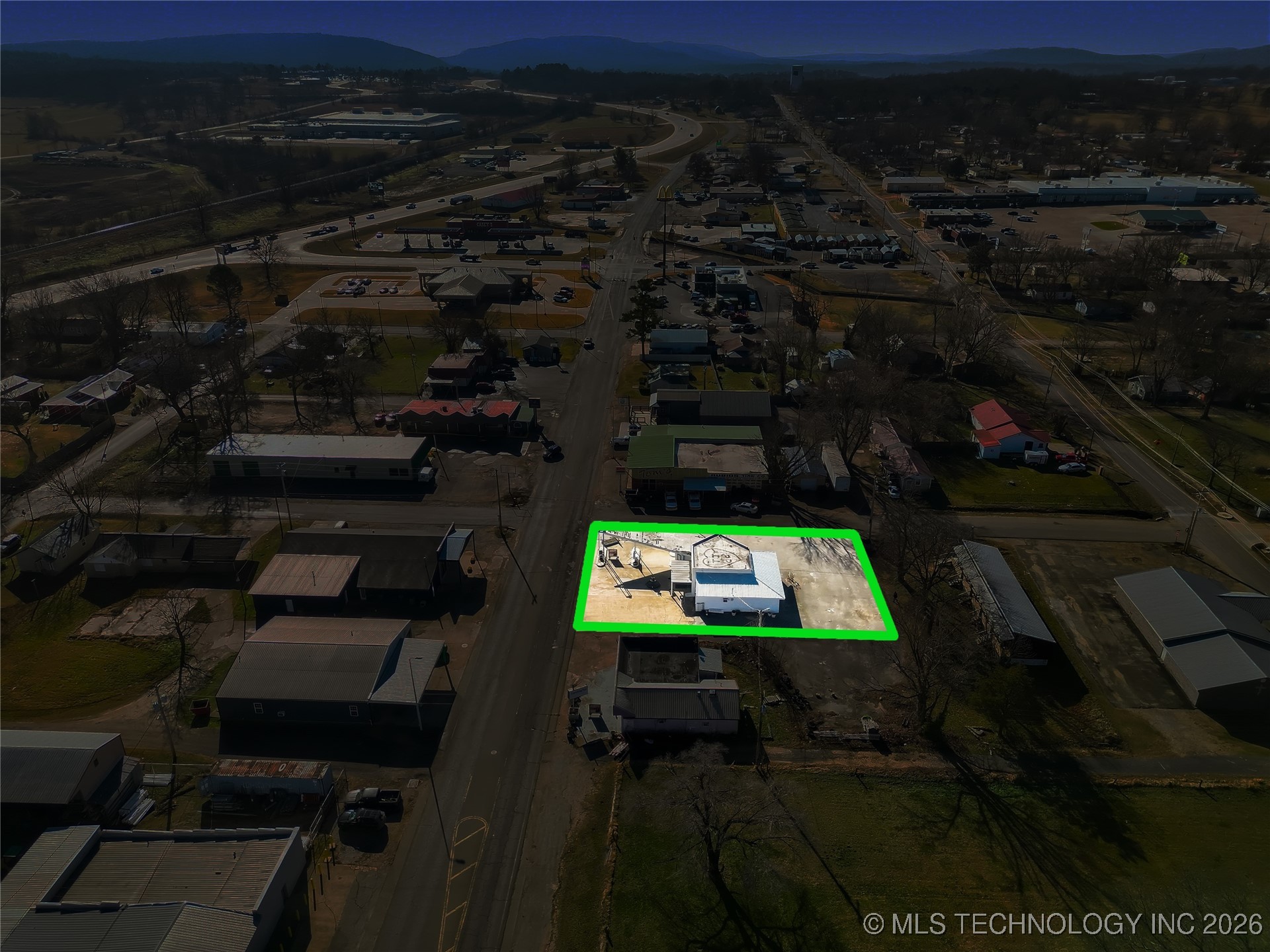 326 S 2nd Street Property Photo 8