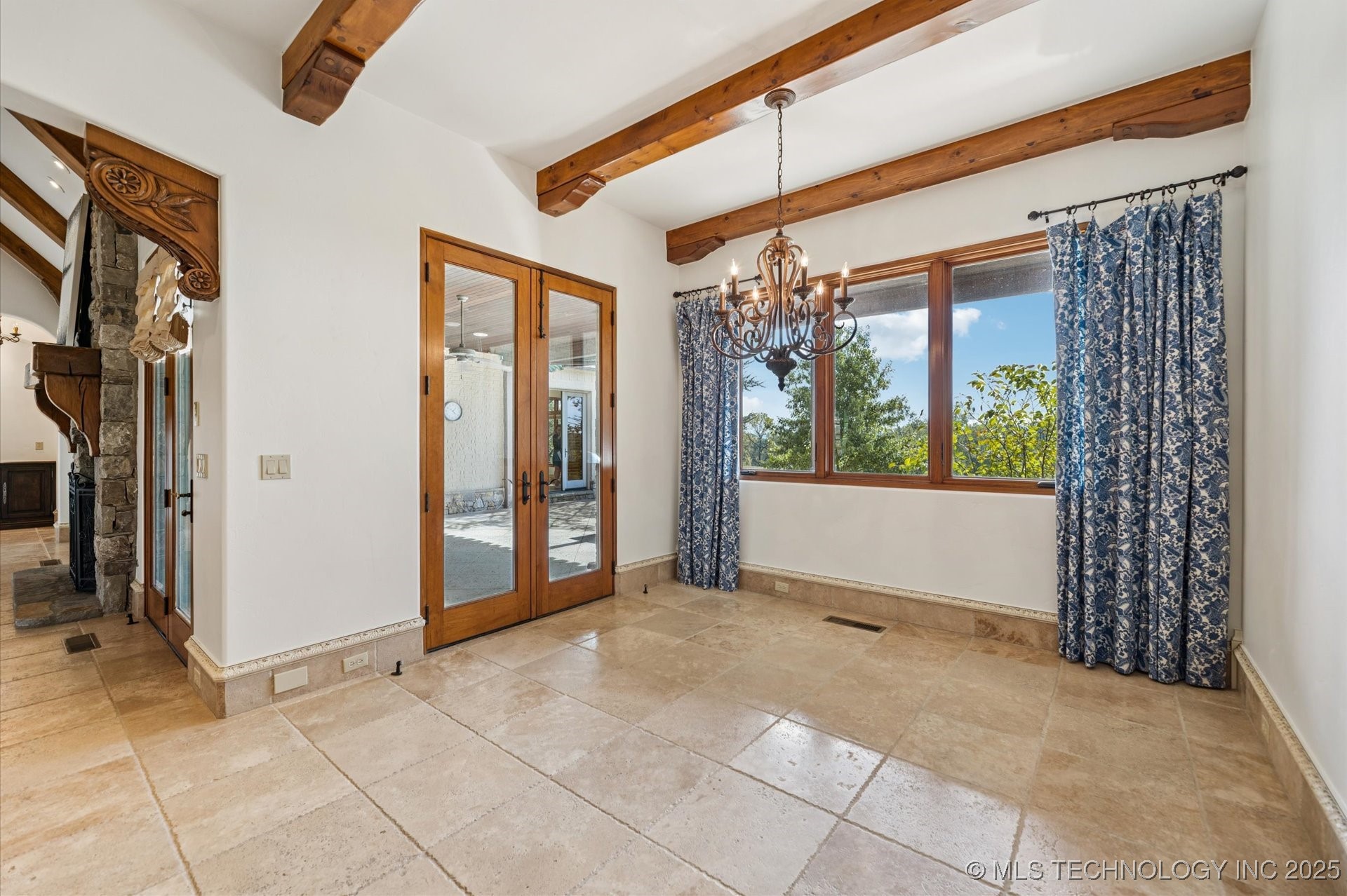 603 Fairway Drive Property Photo 14