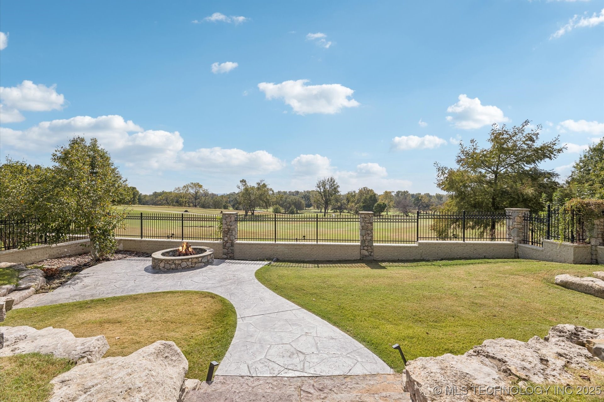 603 Fairway Drive Property Photo 46