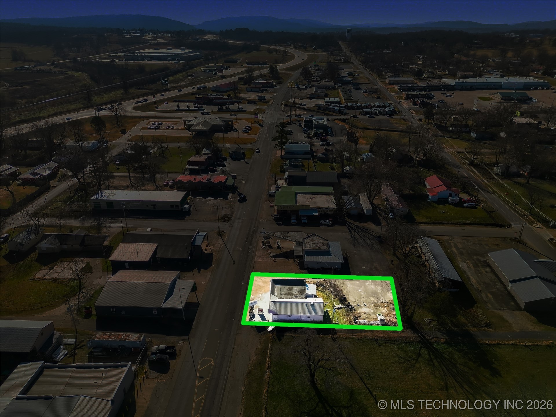 320 S 2nd Street Property Photo 6