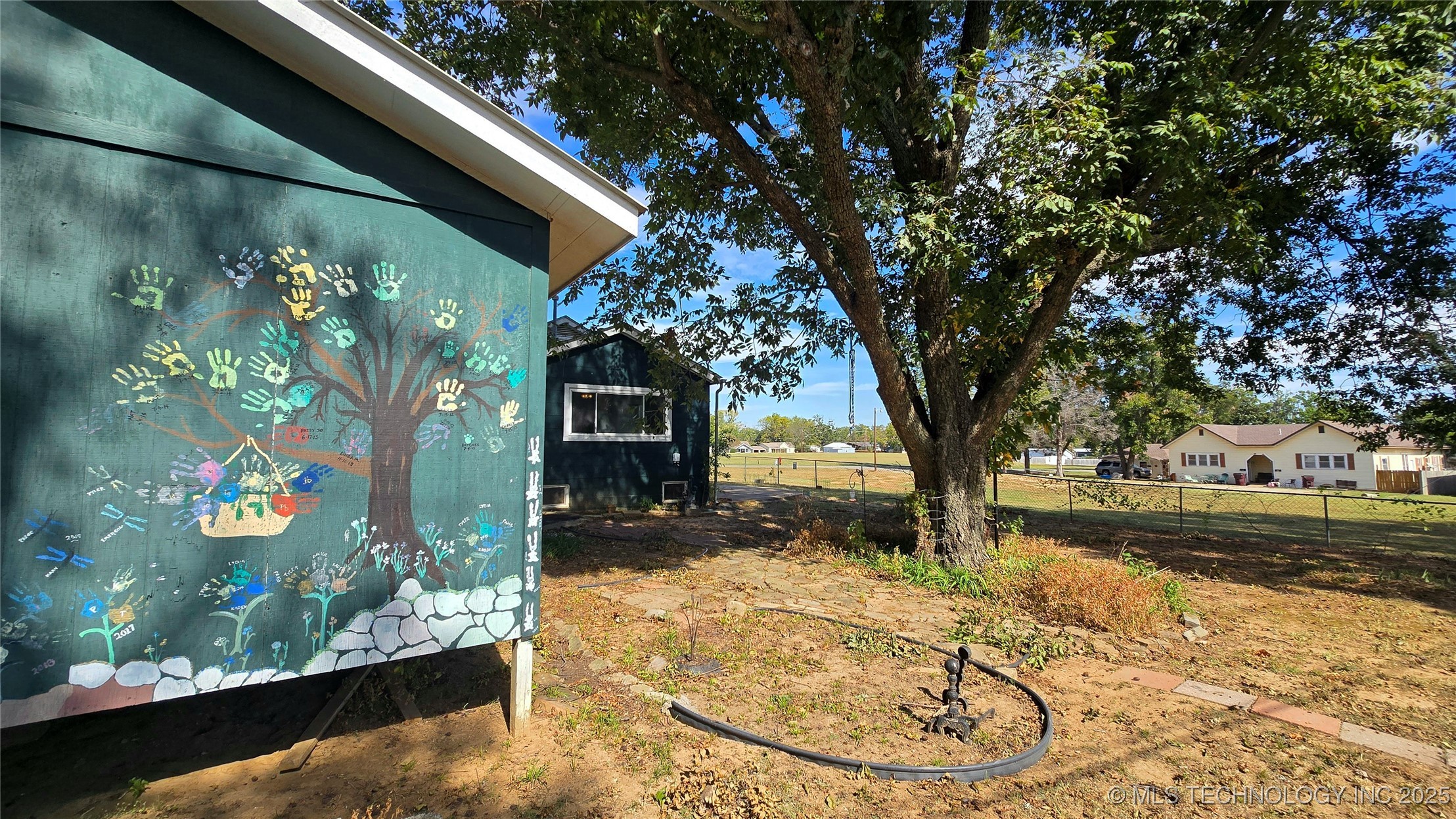 607 Sunset Strip Property Photo 11