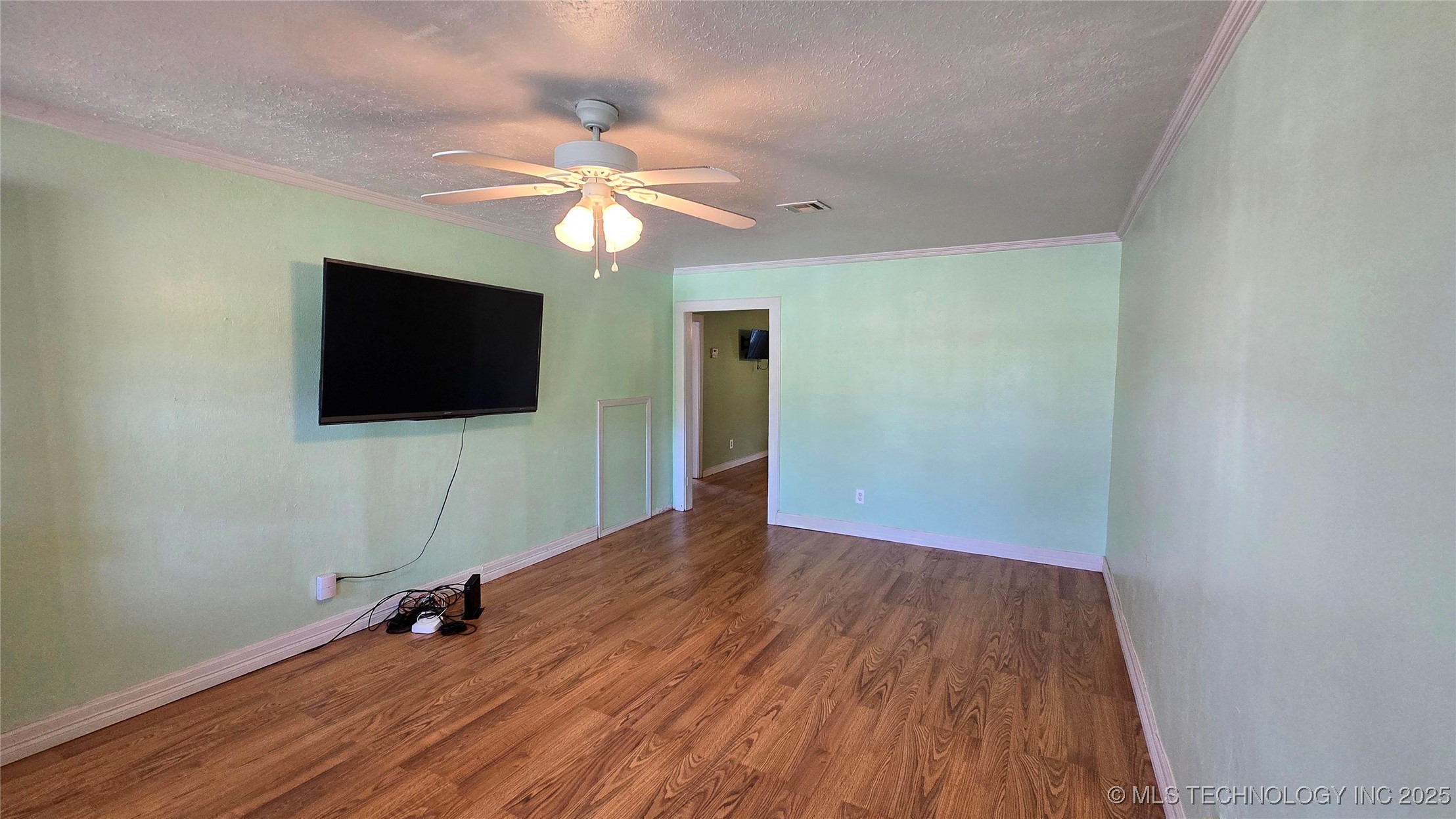 607 Sunset Strip Property Photo 21