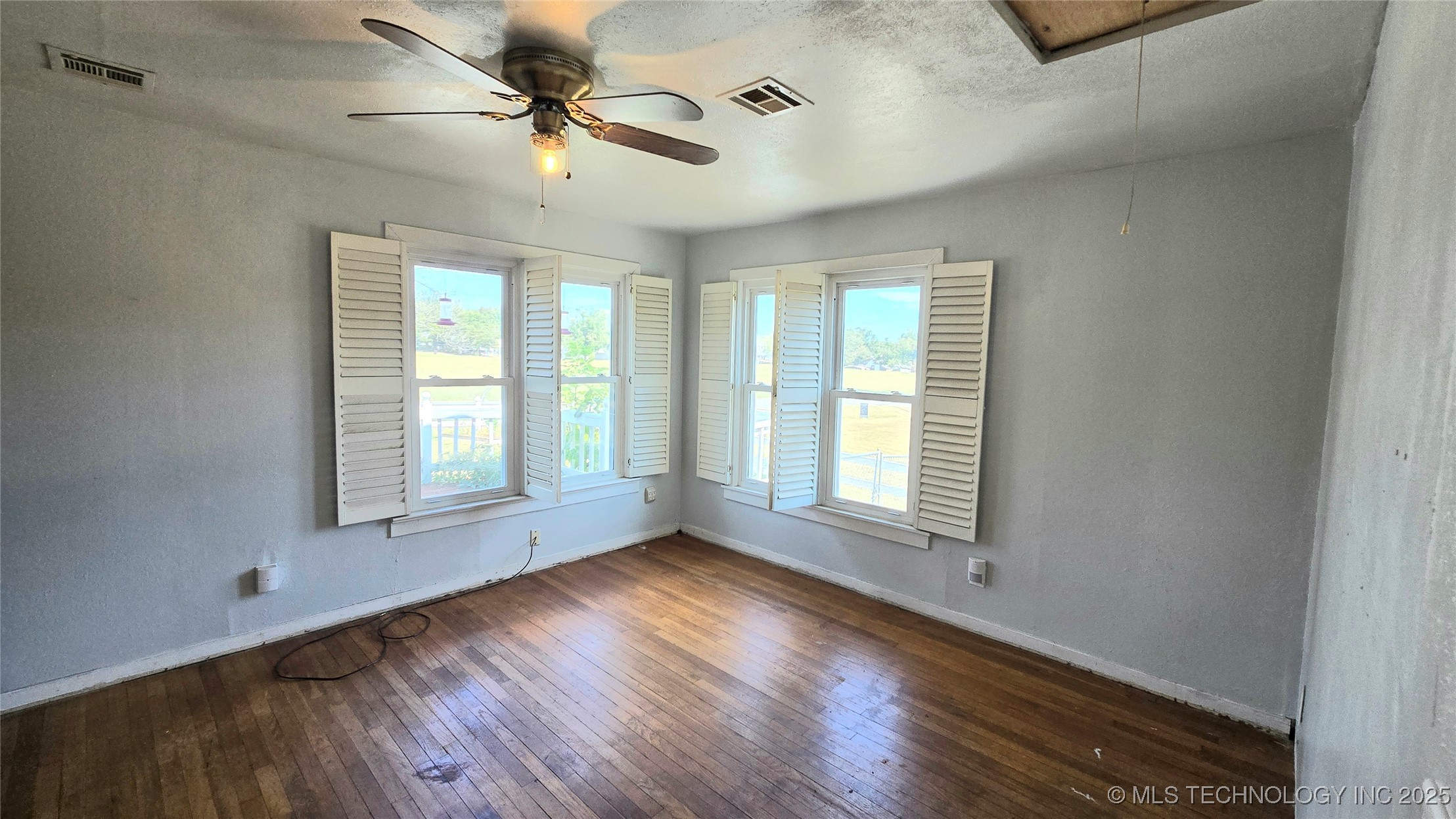 607 Sunset Strip Property Photo 26