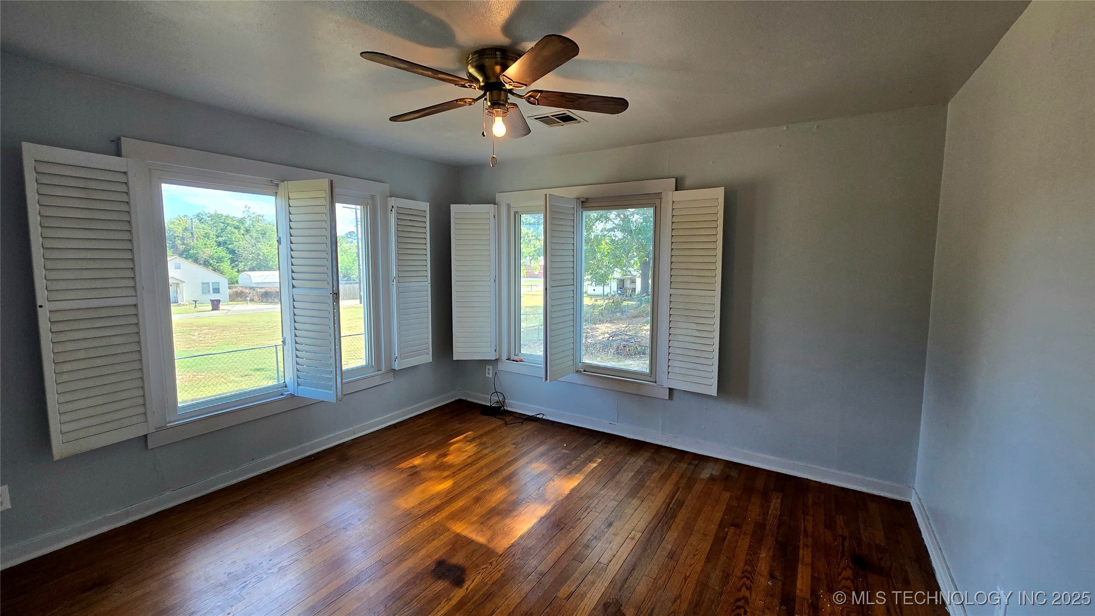 607 Sunset Strip Property Photo 30